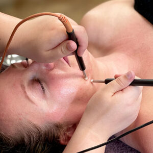 Microcurrent Treatment esthetics student training